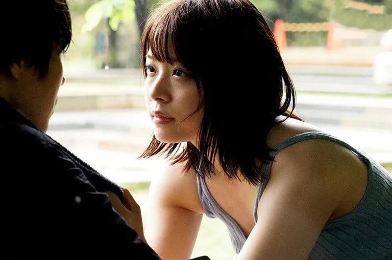 Cặp đôi 3 ngày trốn bồ đi lén lút nơi xa