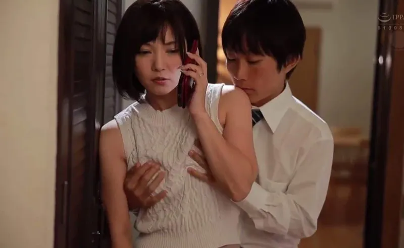 ông xã đi đánh golf, bà xã ở nhà dẫn trai trẻ về quan hệ cho sướng