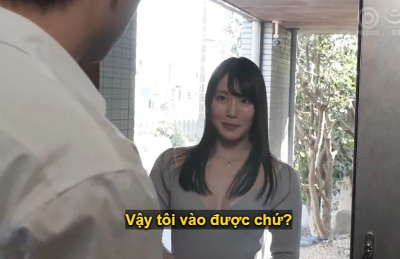 Người anh trai giàu có bị cô em hàng xóm xinh đẹp, mới có chồng dọn về gần đây, dụ dỗ quan hệ tình dục.